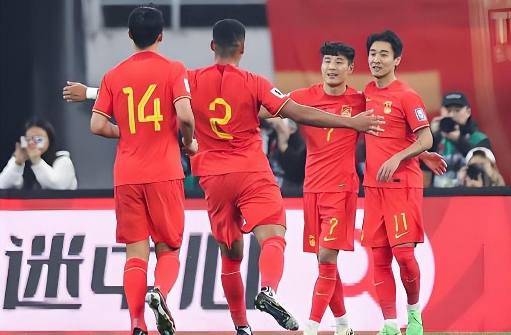 欧冠射手榜-津门虎中卫位置又出现久违新面孔，前段时间刚入选国足，值得期待